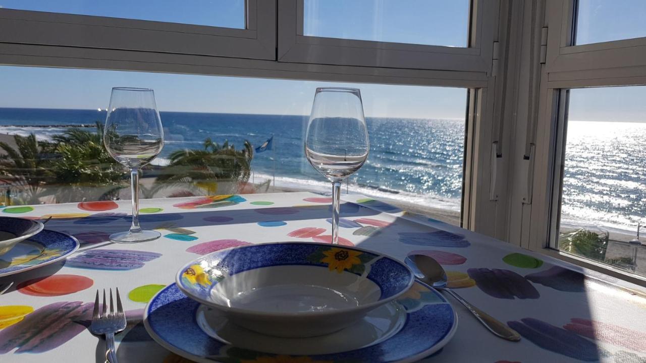 Beachfront 82 تورّوكس كوستا المظهر الخارجي الصورة