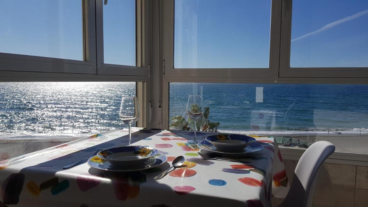 Beachfront 82 تورّوكس كوستا المظهر الخارجي الصورة